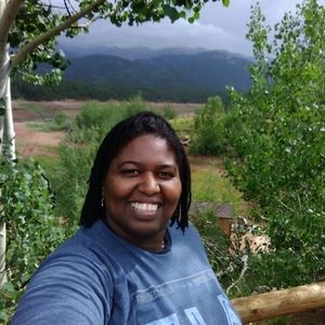 Meet your Posher, Janine